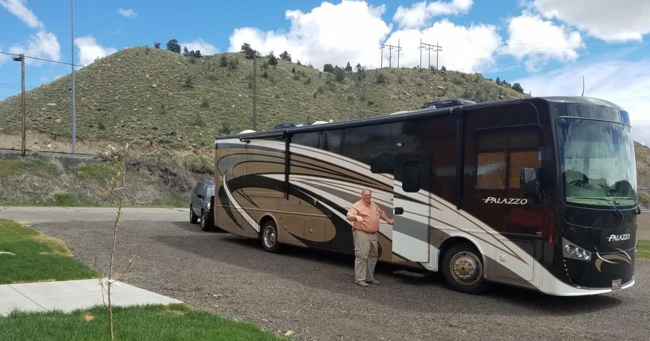 فندق Castle Gate Rv Park Helper المظهر الخارجي الصورة